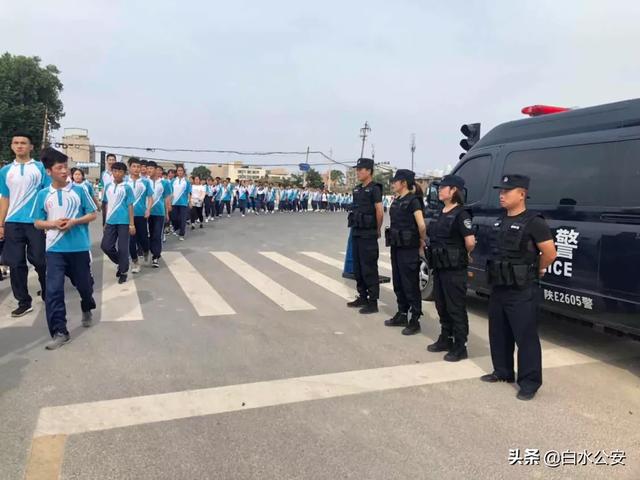 白水县公安局巡特警圆满完成2019年中考安保任务