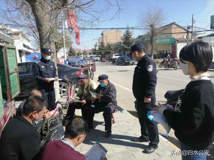 白水县公安局春节期间开展禁毒宣传活动