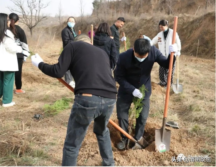 迎春风 植新绿——白水县人民检察院积极开展2022年义务植树活动（组图）
